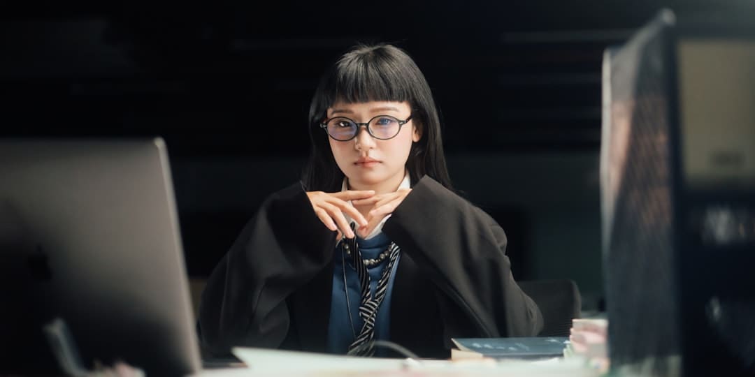 鹿晗拒绝staff帮忙系鞋带 真偶像的风采